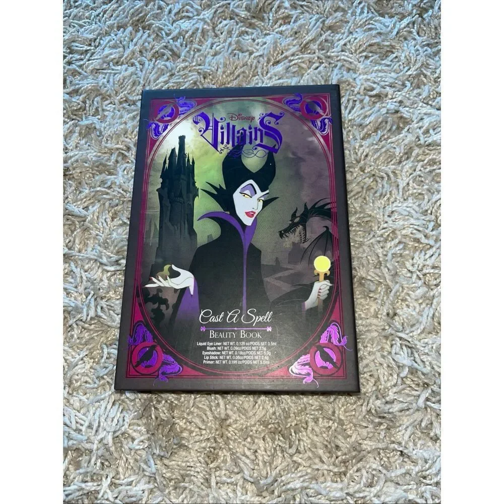 DISNEY VILLAINS EVIL QUEEN CAST A SPELL BEAUTY BOOK
